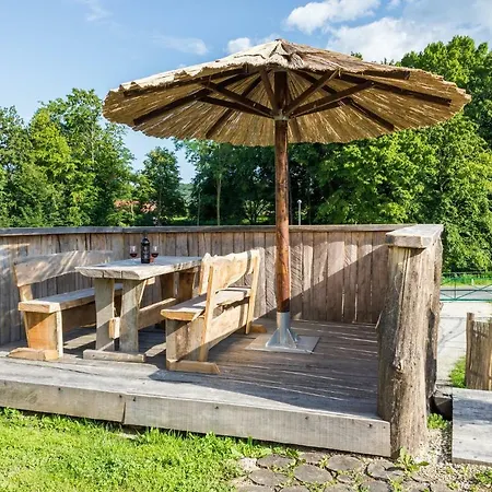 Apartma Zemljanka Διαμέρισμα *