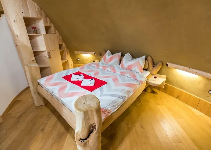 شقة Apartma Zemljanka